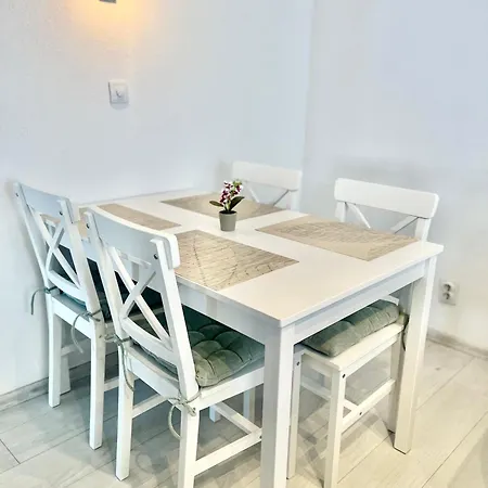 Kamenica In - Old Apartment